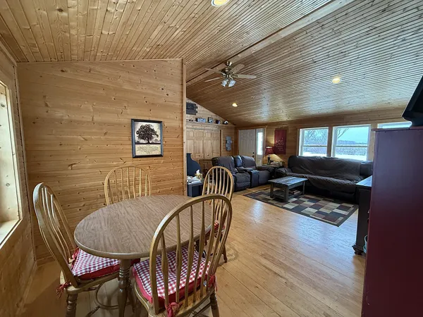 $374,000 | 3876 230th Street, Montevideo, MN 56265