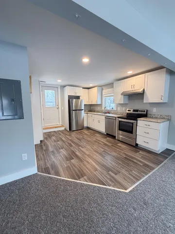 $2,000 | 24 Hill Street, Dover, NH 03820