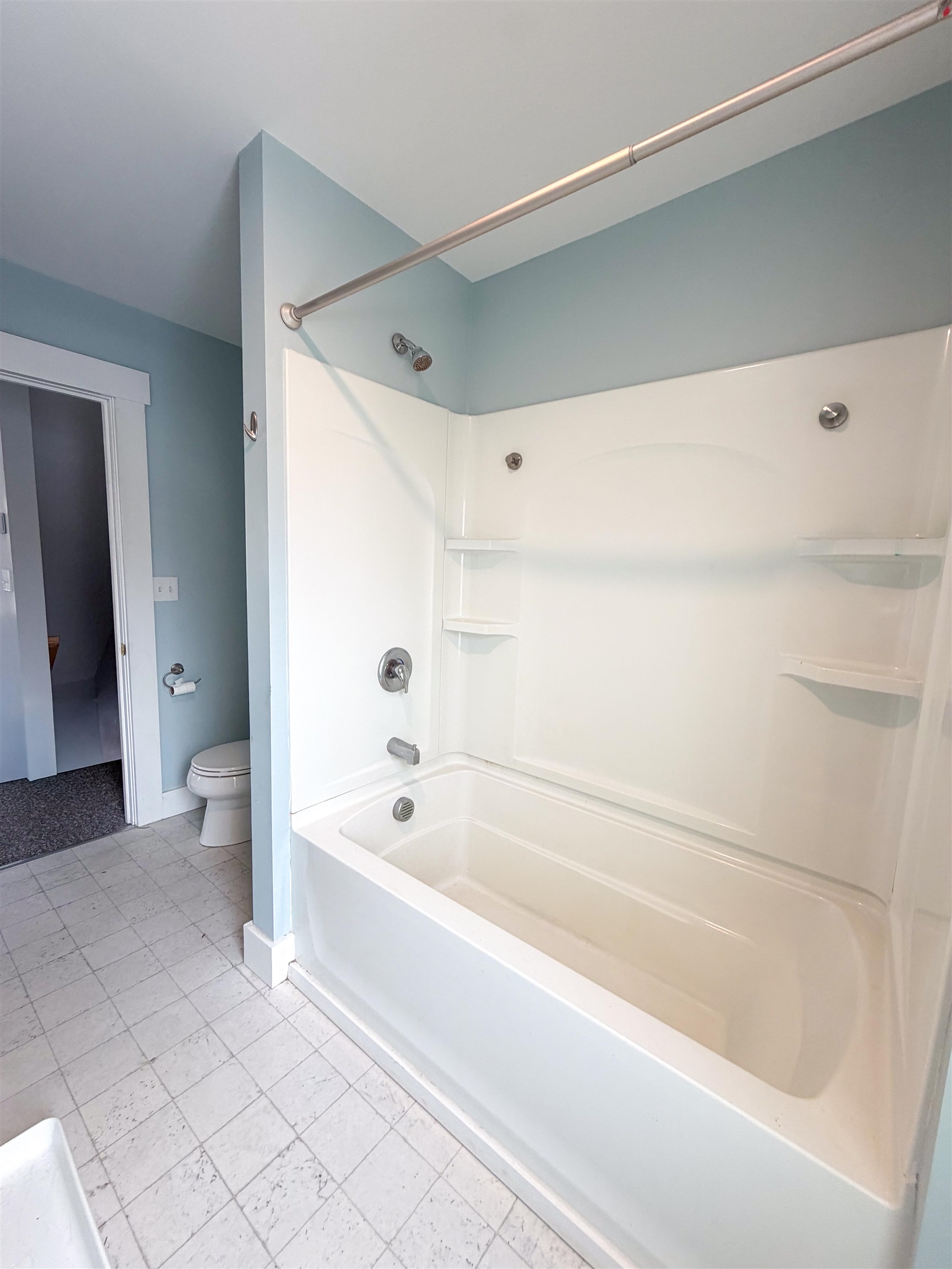 24 Hill Street Dover, NH 03820 - Photo 7 of 24