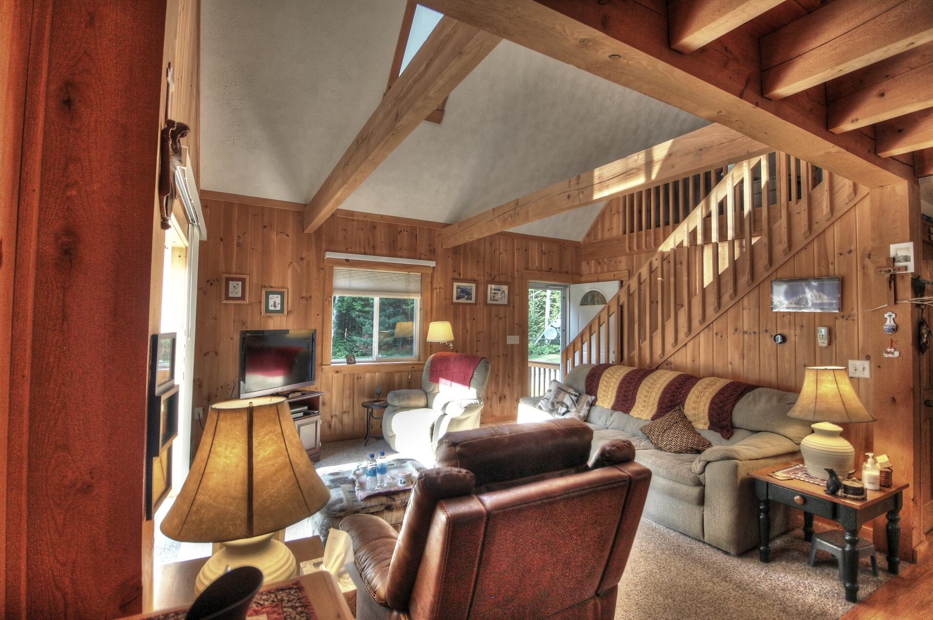 469 Bemis Road Oquossoc, ME 04964 - Photo 6 of 22 6