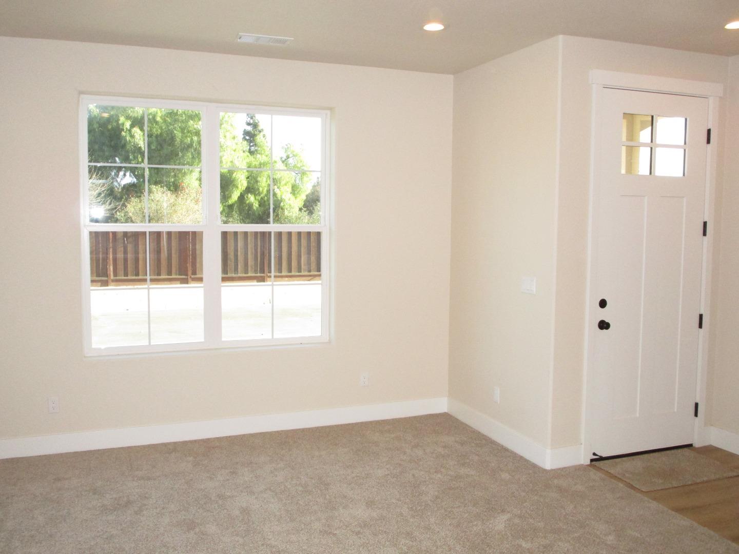 159 Terrace Drive Greenfield, CA 93927 - Photo 3 of 23 an empty room with a window