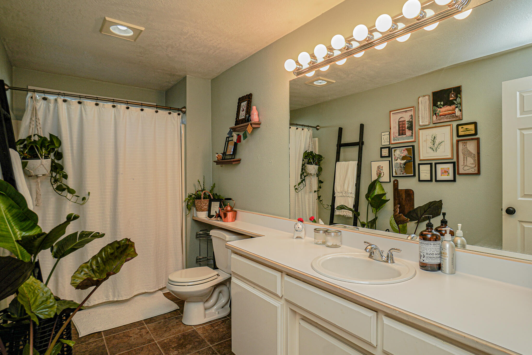 922 Hopkins Road Central Point, OR 97502 - Photo 17 of 24 DSC08717