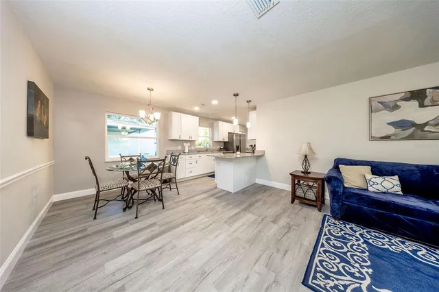 $297,800 | 904 West 22nd Street, Sanford, FL 32771