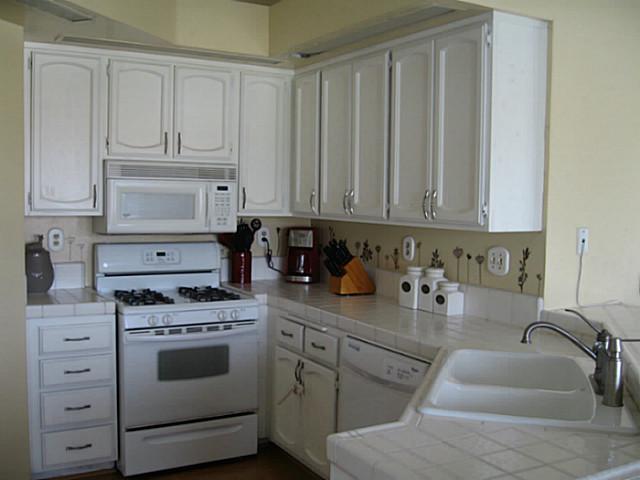 1324 Hollins Road Oceanside, CA 92056 - Photo 3 of 13 Gallery Image 3
