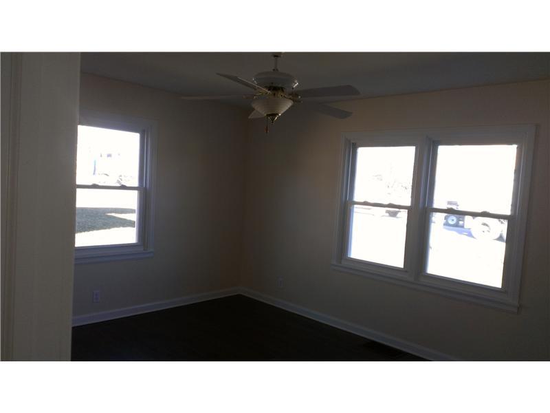 8821 Crawfordsville Road Indianapolis, IN 46234 - Photo 7 of 10 Gallery Image 7