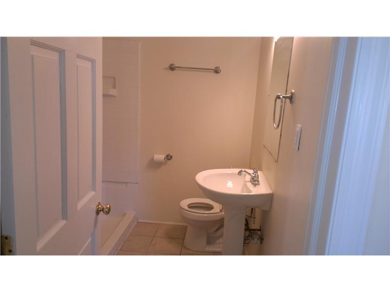 8821 Crawfordsville Road Indianapolis, IN 46234 - Photo 9 of 10 Gallery Image 9