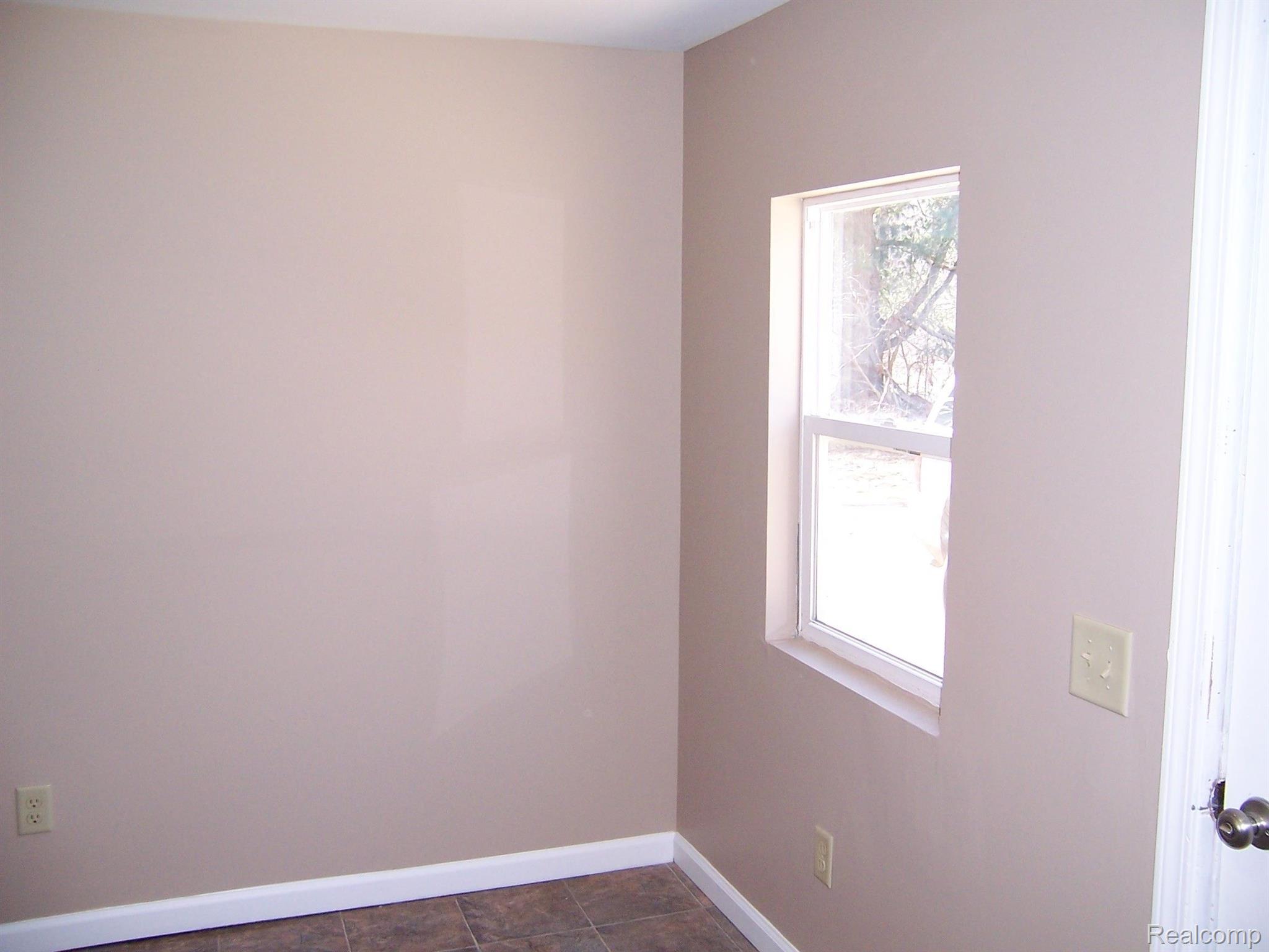 3815 State Road Fort Gratiot, MI 48059 - Photo 14 of 25