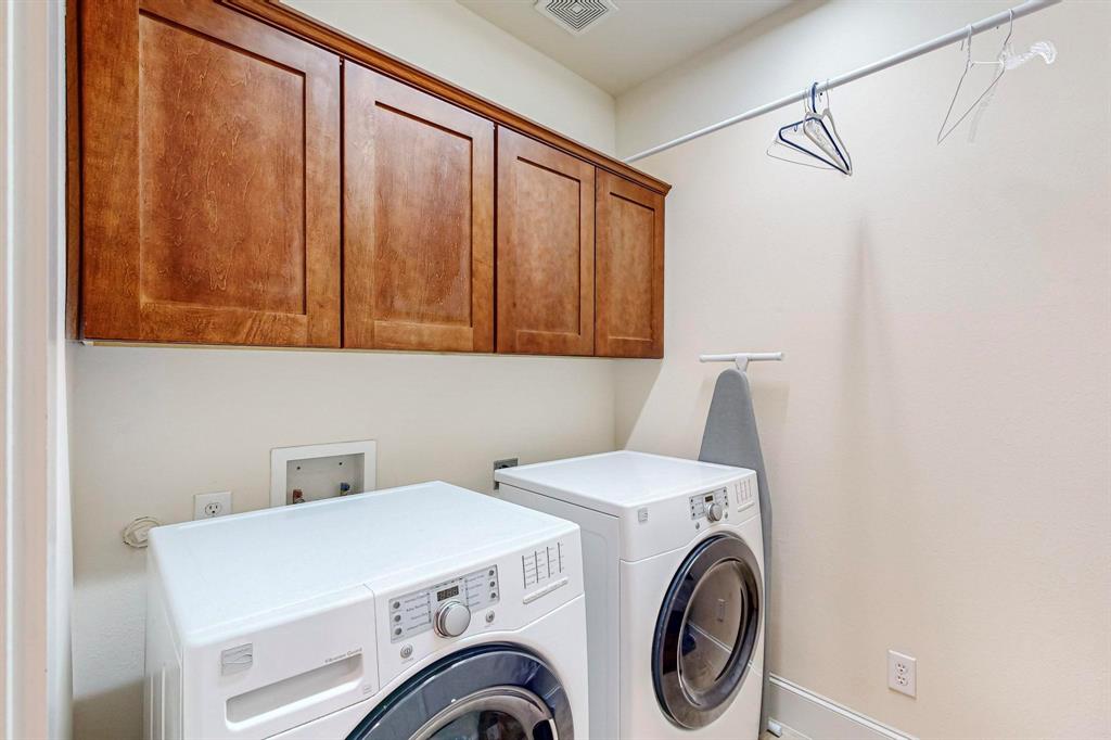 1600 Abrams Road, Unit 39 Dallas, TX 75214 - Photo 34 of 37