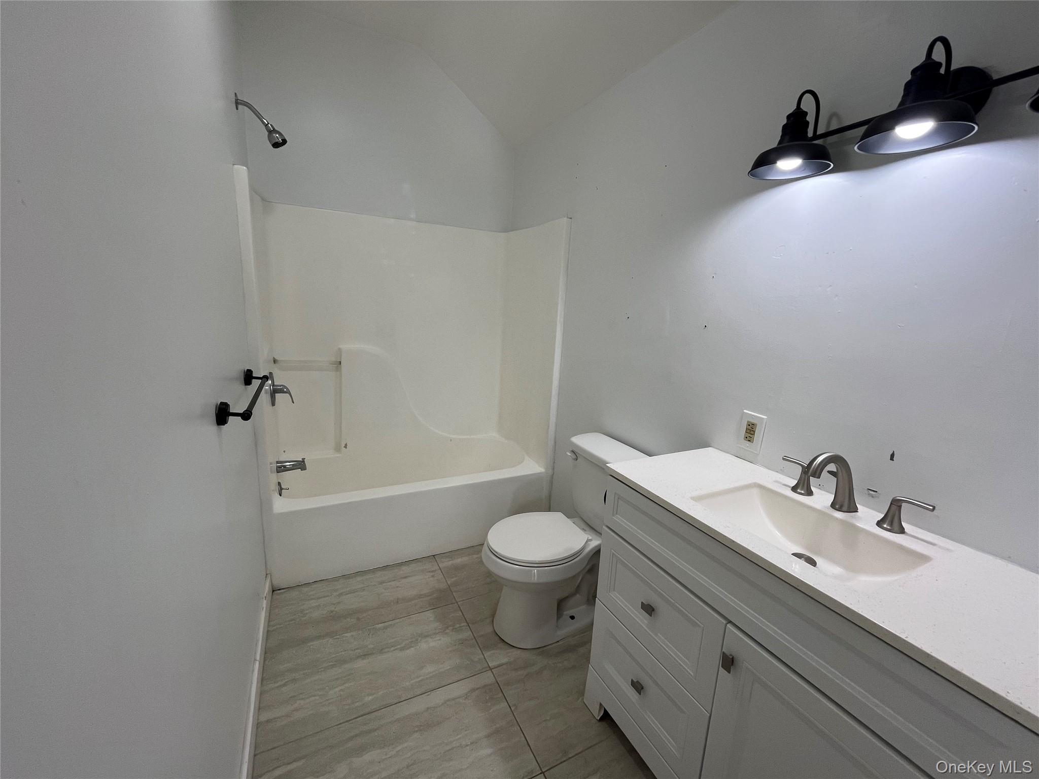 2694 Rte 9W Saugerties, NY 12477 - Photo 2 of 9