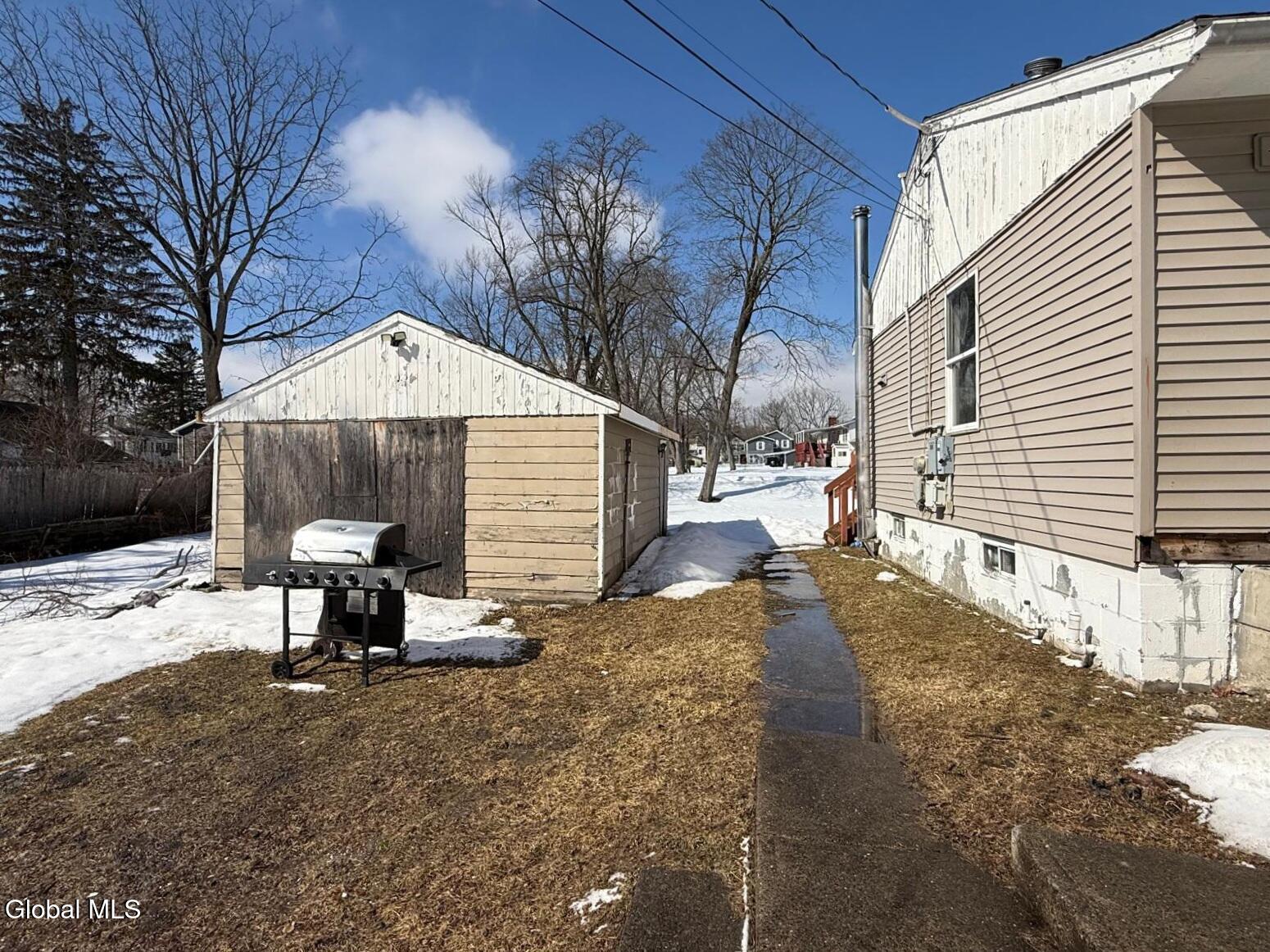 4 Wayne Street Athens, NY 12015 - Photo 2 of 9 IMG-20260304-WA0042