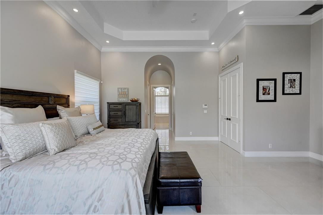 12440 North Stonebrook Circle Davie, FL 33330 - Photo 20 of 99 Photo 20