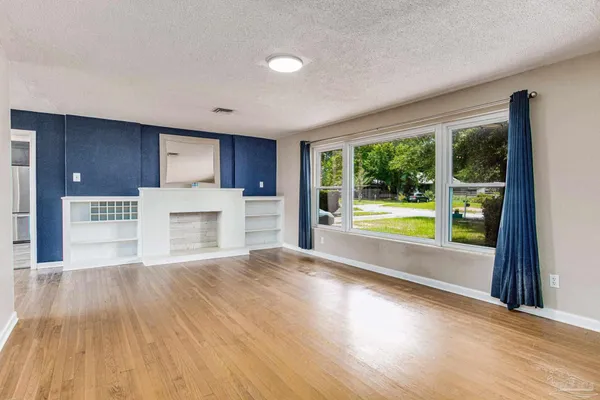 $2,750 | 2033 East Bobe Street, Pensacola, FL 32503