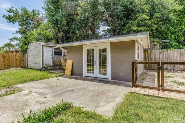 $2,750 | 2033 East Bobe Street, Pensacola, FL 32503