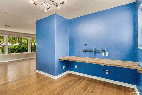 $2,750 | 2033 East Bobe Street, Pensacola, FL 32503