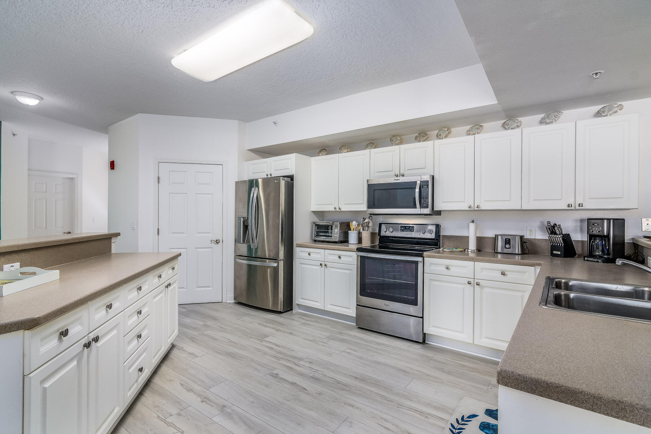 105 Pulsipher Avenue, Unit 300 Cocoa Beach, FL 32931 - Photo 6 of 32 Pier Resort 300-14