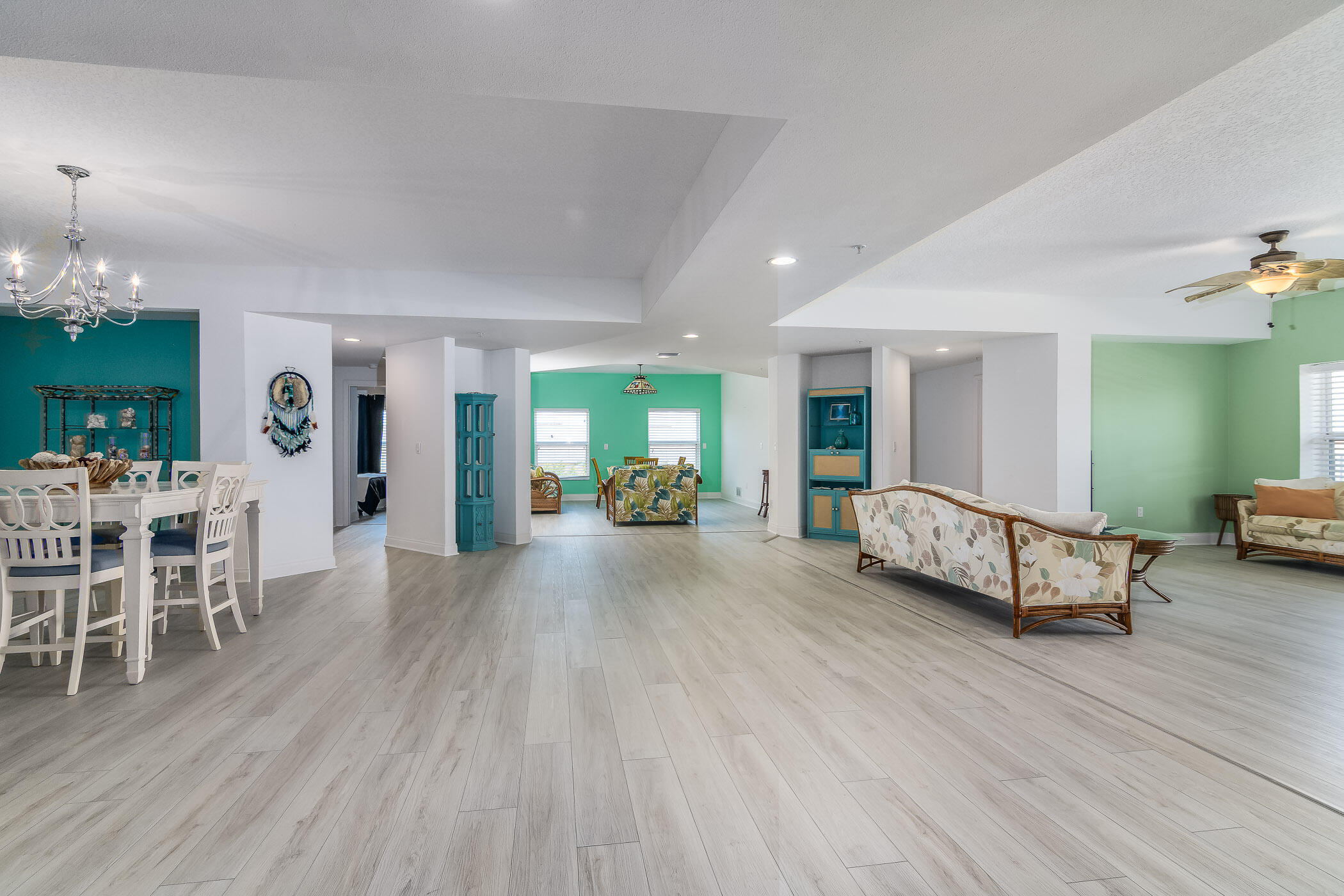 105 Pulsipher Avenue, Unit 300 Cocoa Beach, FL 32931 - Photo 7 of 32 Pier Resort 300-6