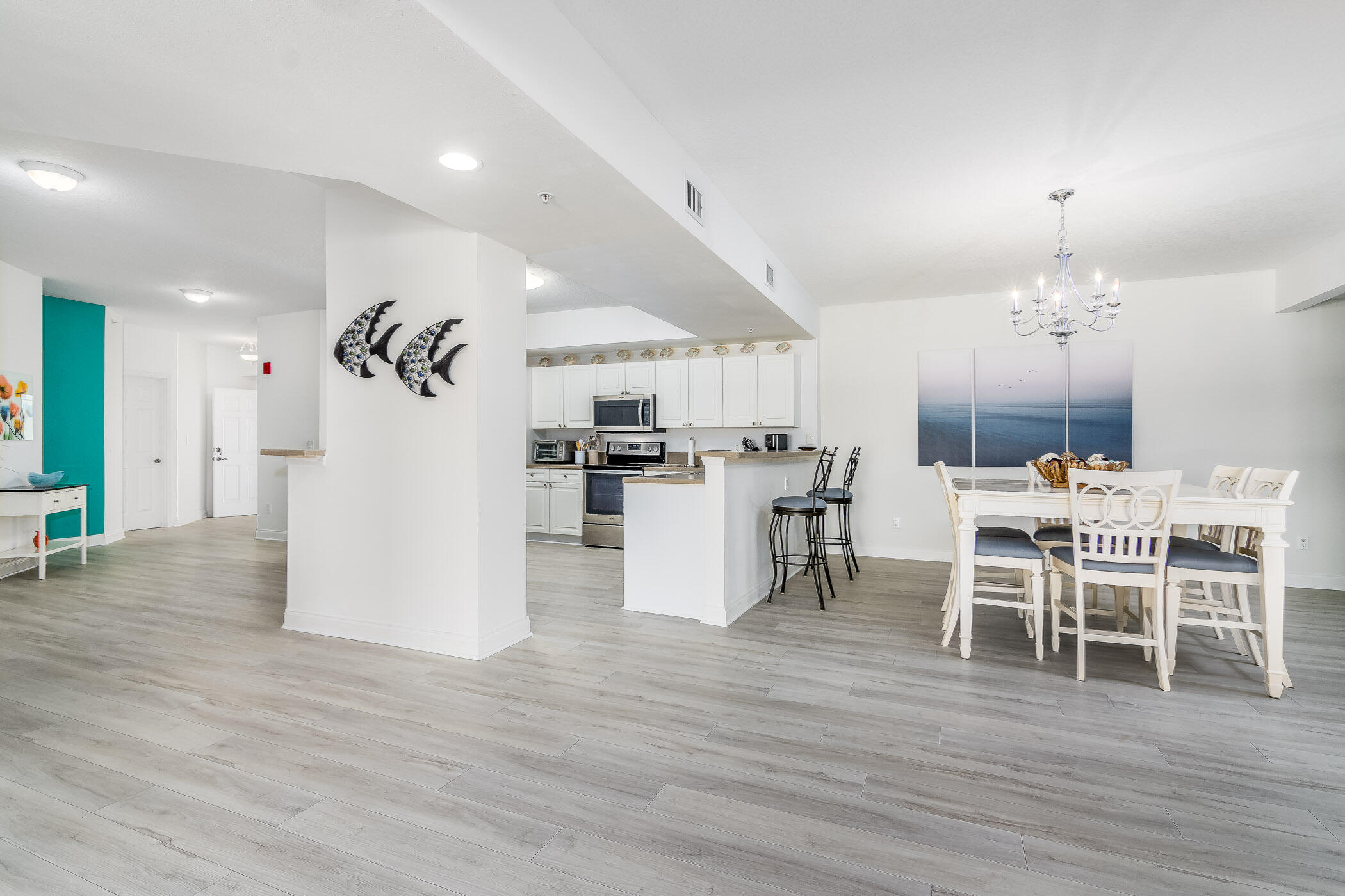 105 Pulsipher Avenue, Unit 300 Cocoa Beach, FL 32931 - Photo 8 of 32 Pier Resort 300-7