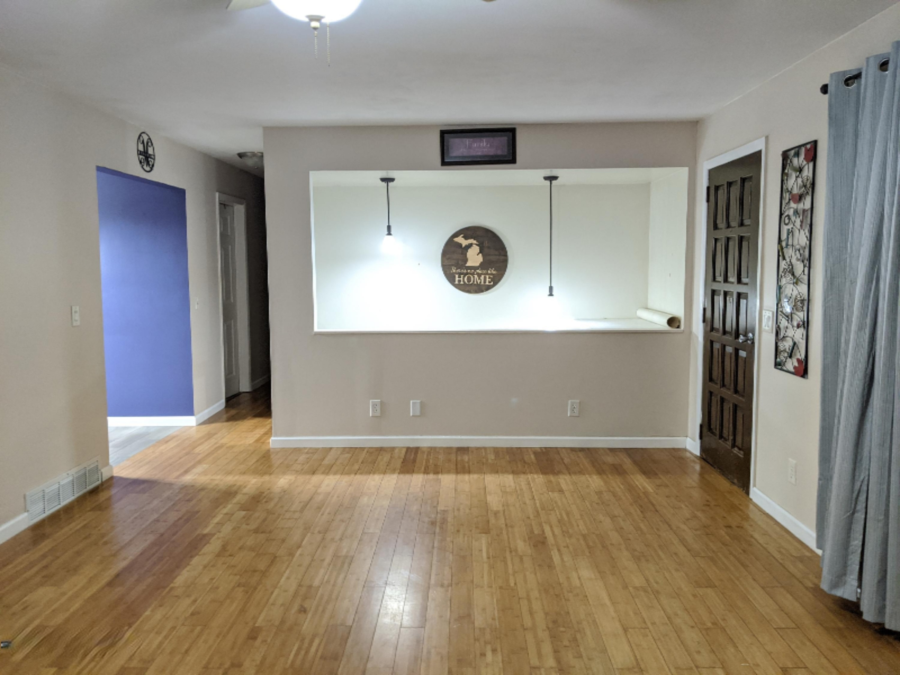 2147 Riegler Road Muskegon, MI 49445 - Photo 3 of 19 living.room
