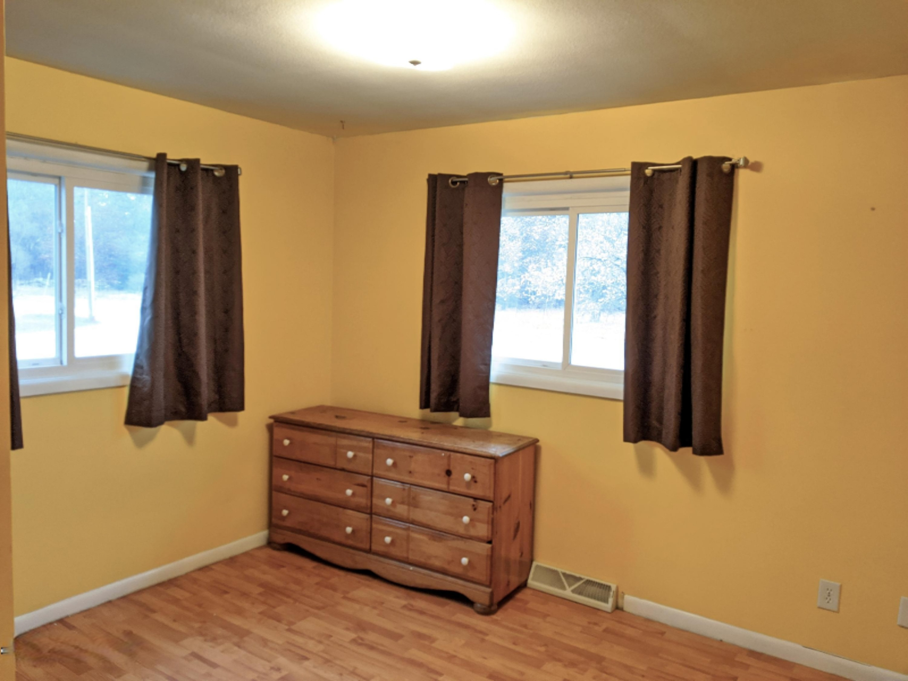2147 Riegler Road Muskegon, MI 49445 - Photo 10 of 19 bedroom 2