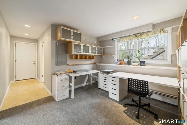 $435,000 | 51 Sky View Circle, Hamden, CT 06514