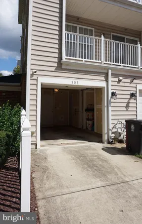 $2,750 | 901 Pine Forest Lane, Unit 2001, Upper Marlboro, MD 20774
