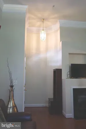 a view of empty room with windows