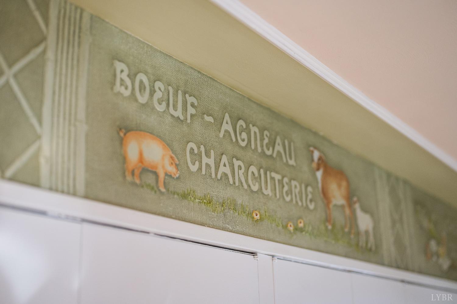 211 Sunset Drive Amherst, VA 24521 - Photo 61 of 76 a close up of a street sign