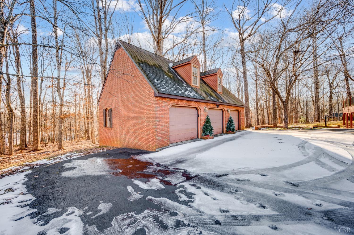 211 Sunset Drive Amherst, VA 24521 - Photo 74 of 76