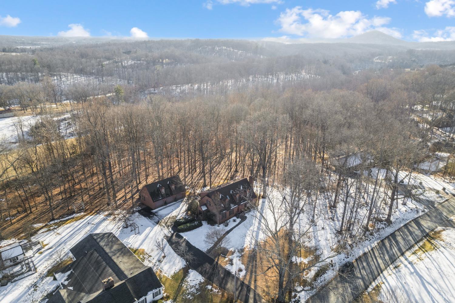 211 Sunset Drive Amherst, VA 24521 - Photo 10 of 76 THIS BEAUTIFUL HOME IS PERFECTLY SITUATED ON A FABULOLUS LOT!