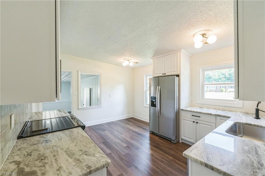 700 Nance Drive Thomasville, NC 27360 - Photo 14 of 37