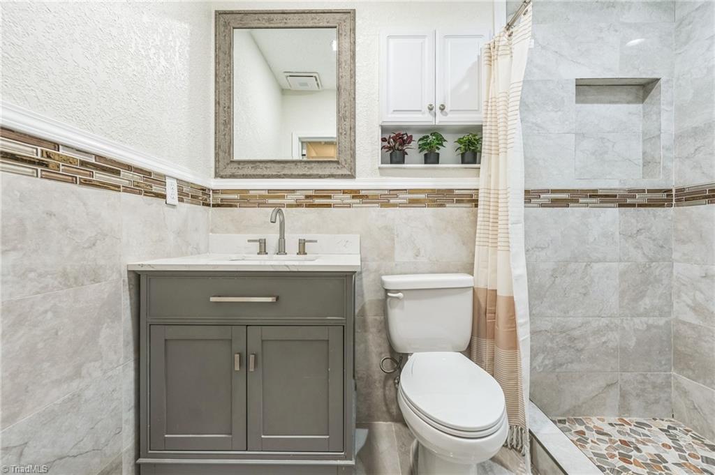 700 Nance Drive Thomasville, NC 27360 - Photo 31 of 37