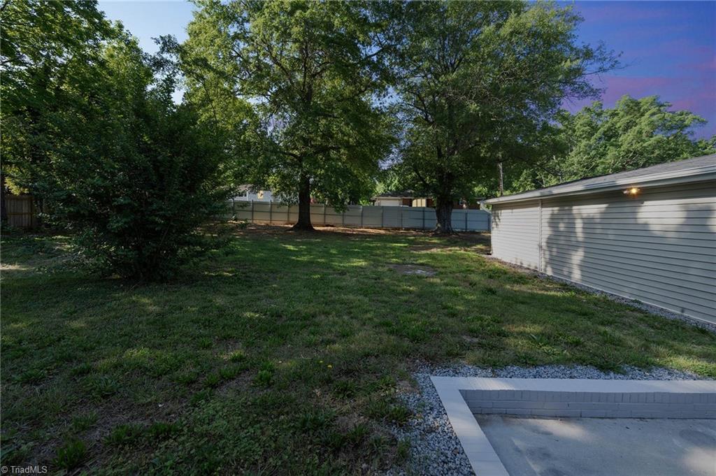 700 Nance Drive Thomasville, NC 27360 - Photo 6 of 37