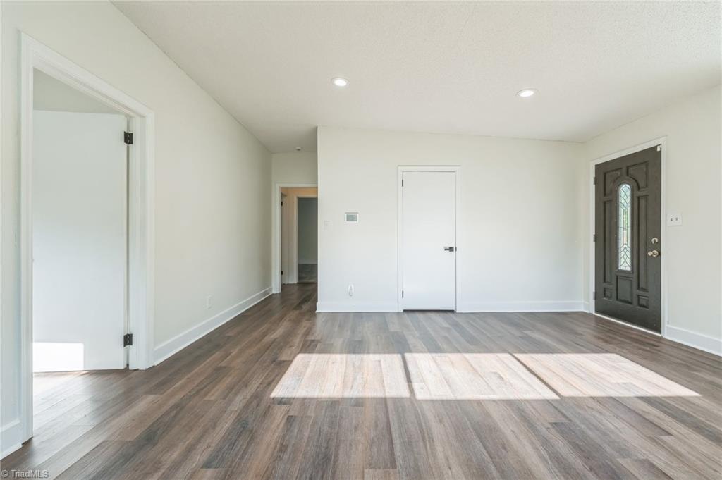 700 Nance Drive Thomasville, NC 27360 - Photo 8 of 37