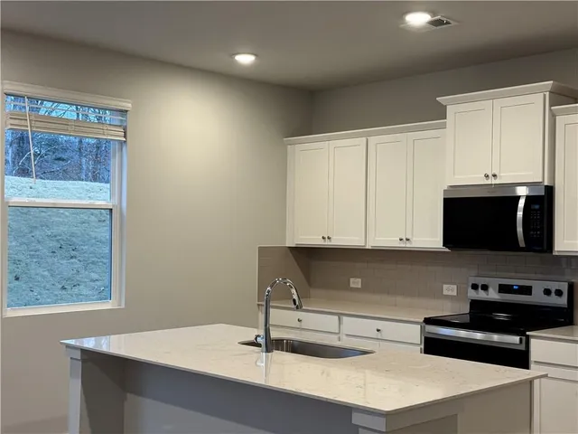 $2,650 | 5282 Mulberry Crk Way, Flowery Branch, GA 30542