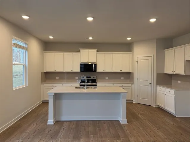 $2,650 | 5282 Mulberry Crk Way, Flowery Branch, GA 30542