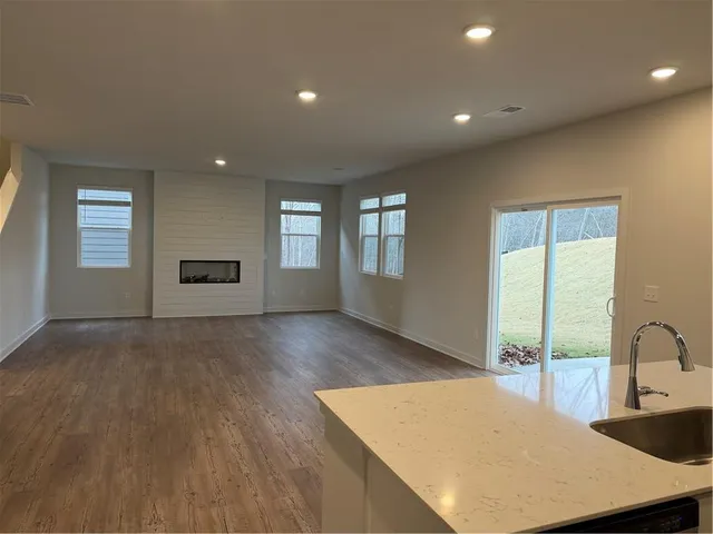 $2,650 | 5282 Mulberry Crk Way, Flowery Branch, GA 30542