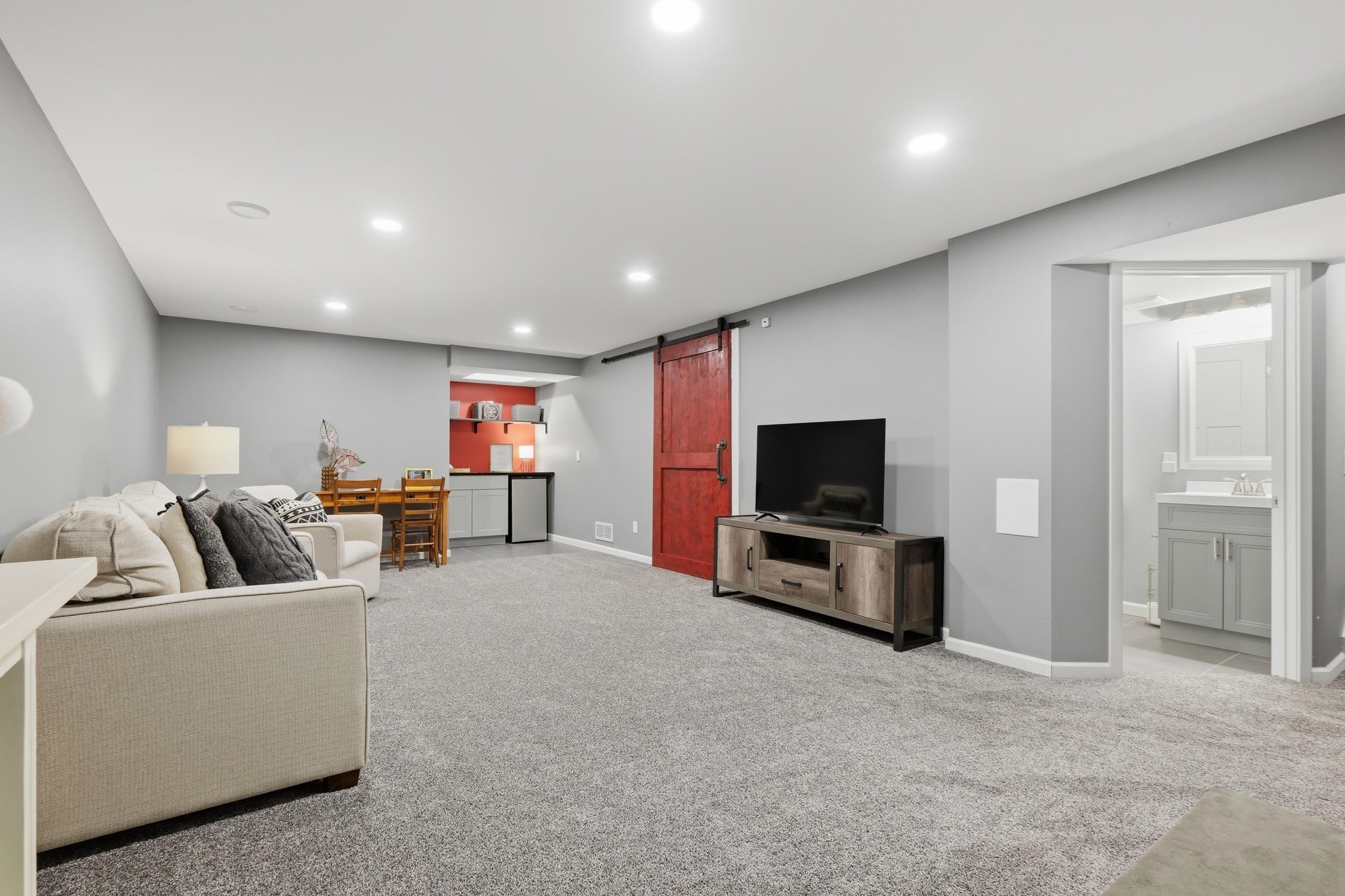 1271 Gas Light Sun Prairie, WI 53590 - Photo 40 of 71