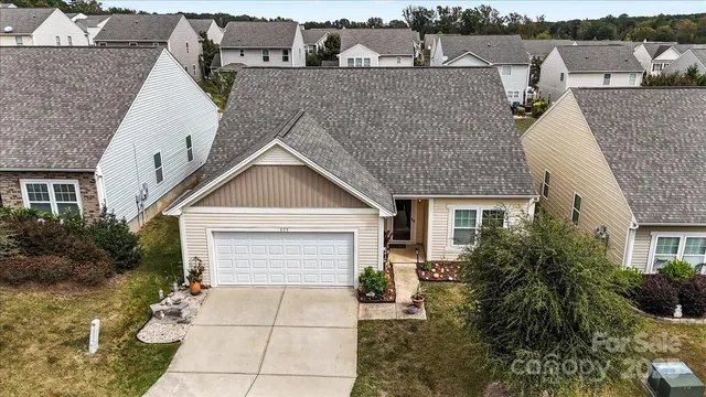 front view of house with a yard