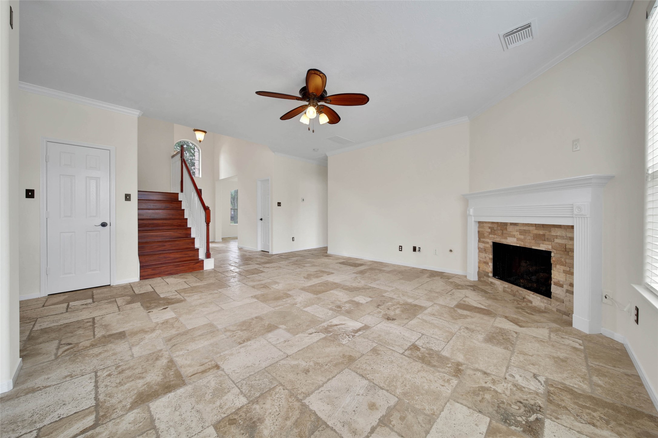 2215 2 Trail Drive Spring, TX 77373 - Photo 10 of 46