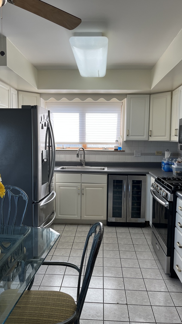 3640 186th Street, Unit 405 Lansing, IL 60438 - Photo 6 of 16