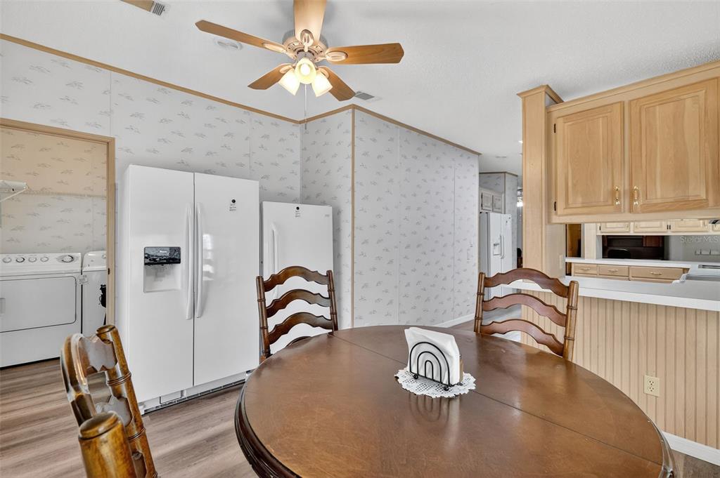 3224 Manatee Road Tavares, FL 32778 - Photo 14 of 34