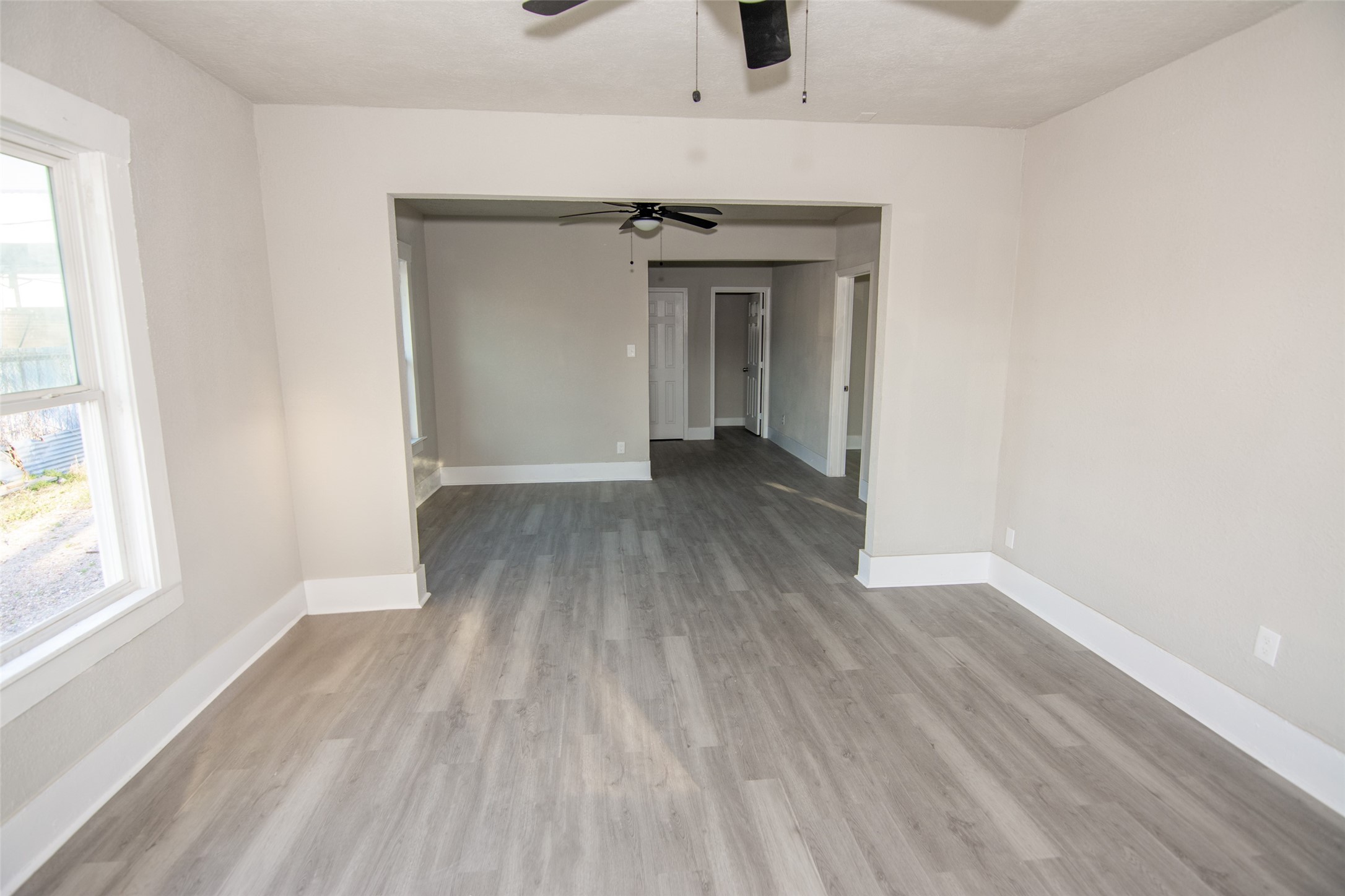 3307 Broadway Street, Unit 5 Houston, TX 77017 - Photo 4 of 10 Spacious Living Room and Dining Room