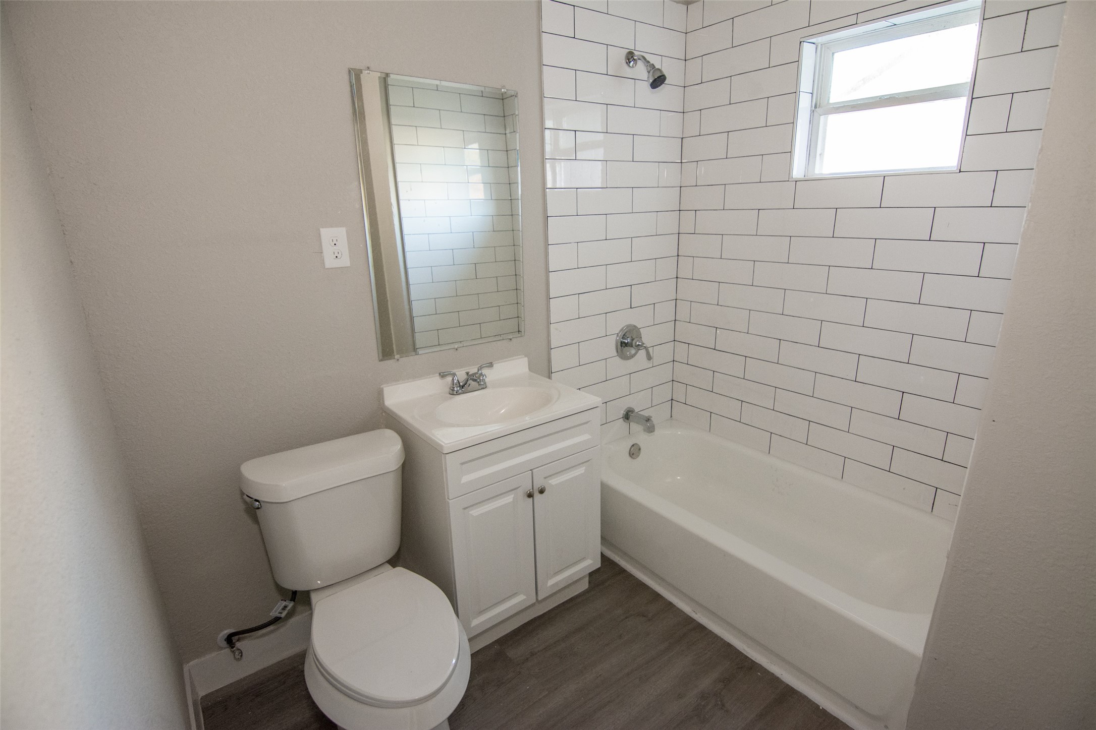 3307 Broadway Street, Unit 5 Houston, TX 77017 - Photo 8 of 10 Bathroom