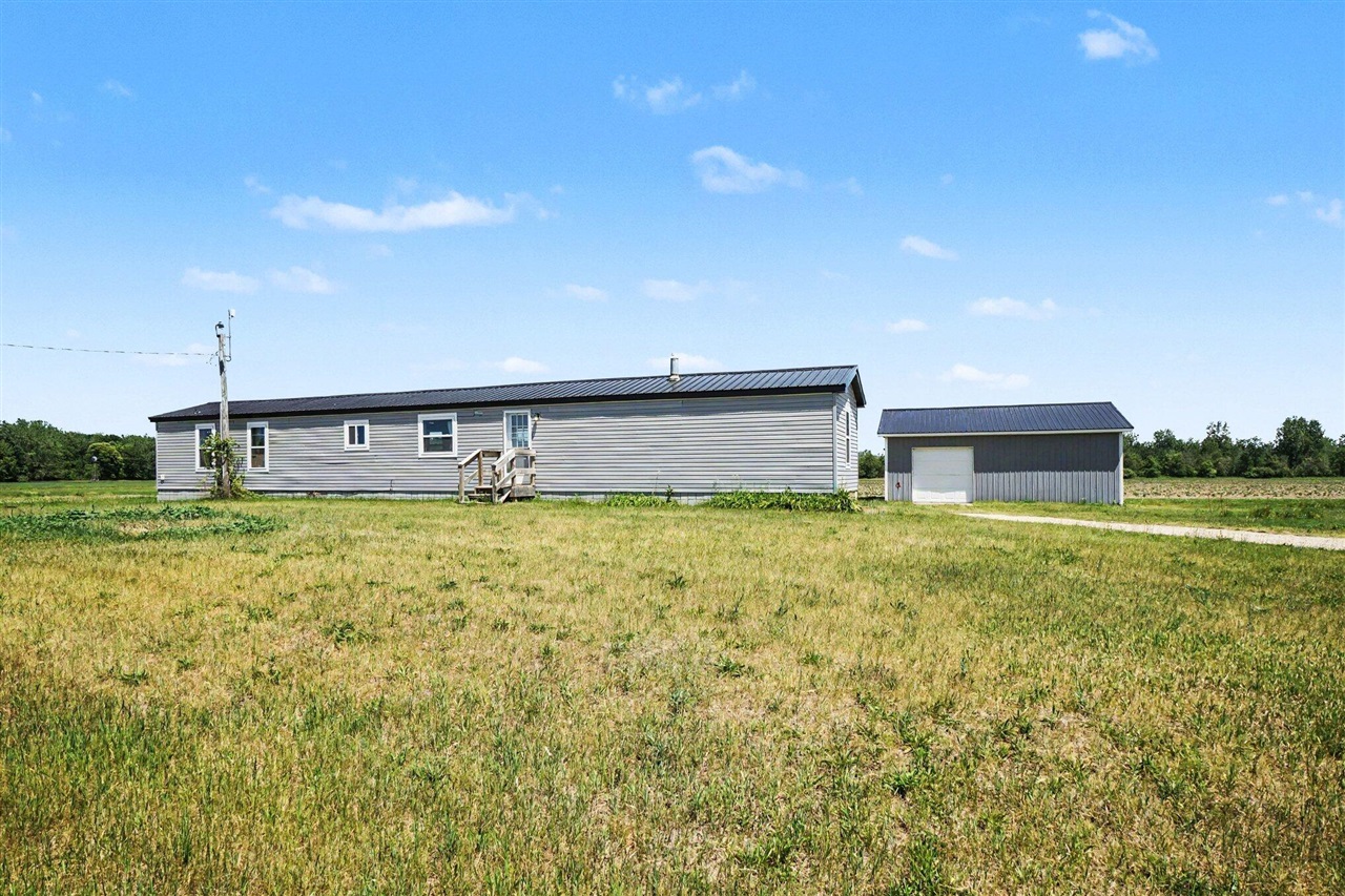 4545 Bush Road St. Louis, MI 48880 - Photo 2 of 16 Gallery Image 2