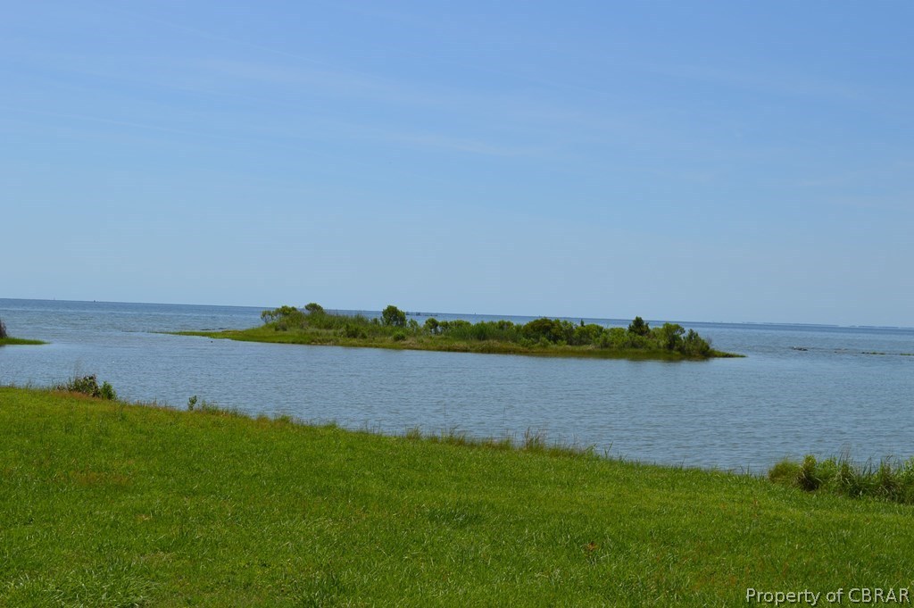 217 Waters Edge Lane Reedville, VA 22539 - Photo 11 of 27 Gallery Image 11