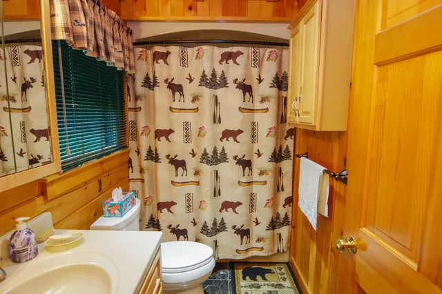 $460,000 | 123 Lovell Road, Abbot, ME 04406