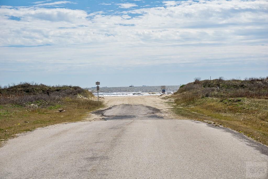 437 Atkinson Street Crystal Beach, TX 77650 - Photo 40 of 40 a view of an ocean and beach