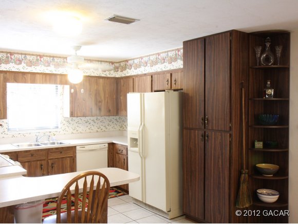7610 Southwest 7th Place Gainesville, FL 32607 - Photo 14 of 24 Tons of kitchen storage