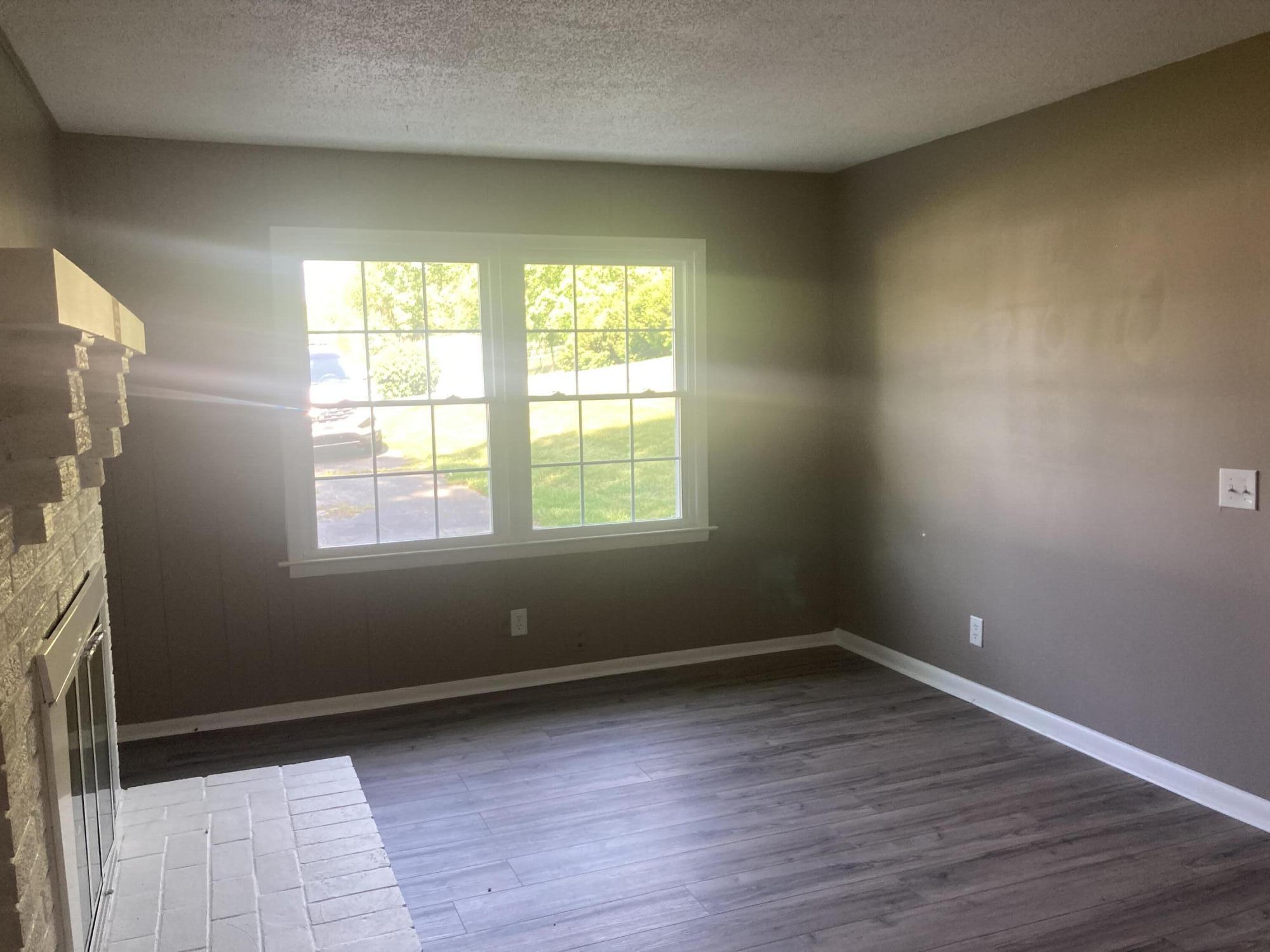 501 Golf Course Drive Elizabethton, TN 37643 - Photo 11 of 29 IMG-1670