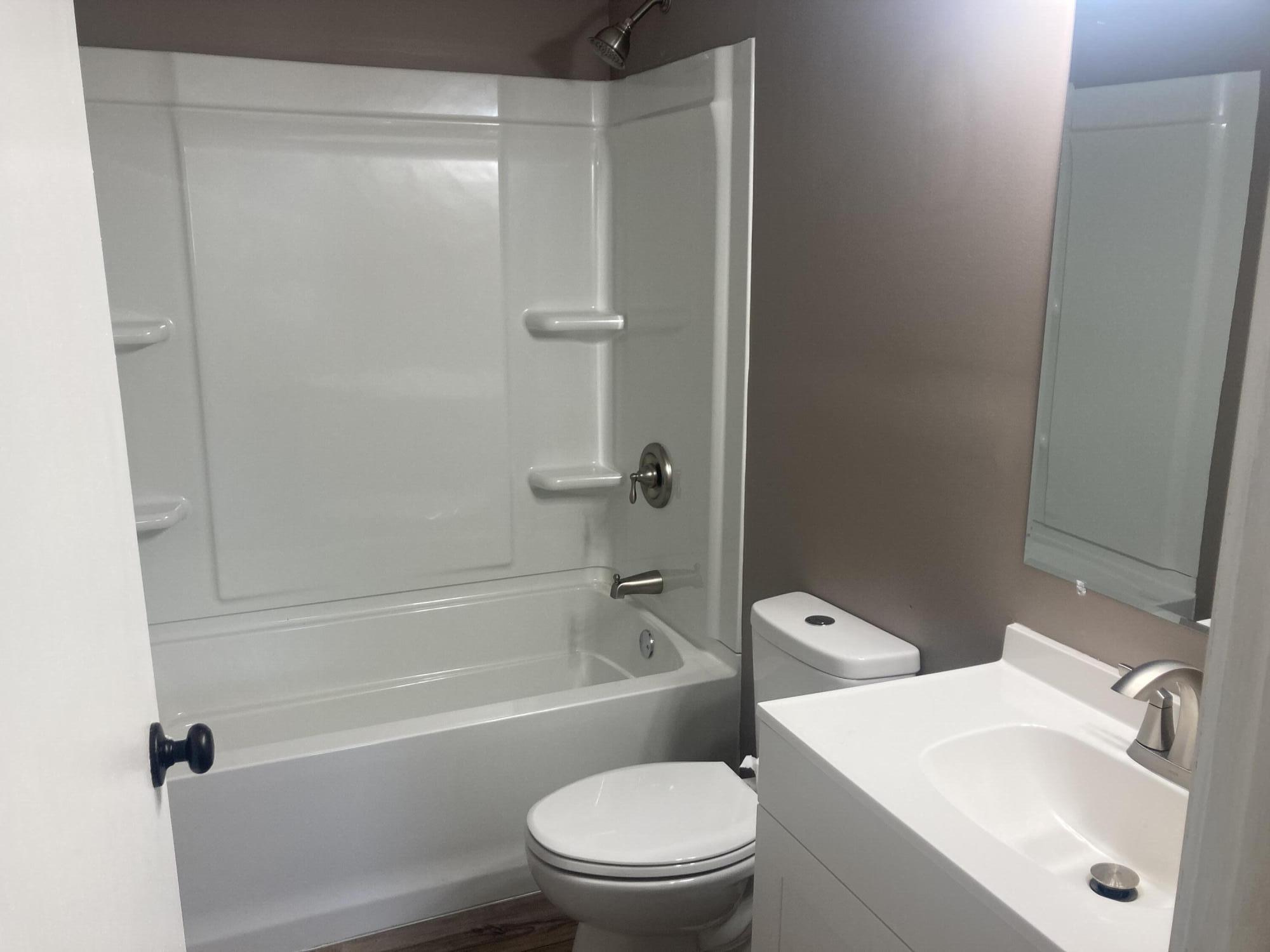 501 Golf Course Drive Elizabethton, TN 37643 - Photo 16 of 29 IMG-1676